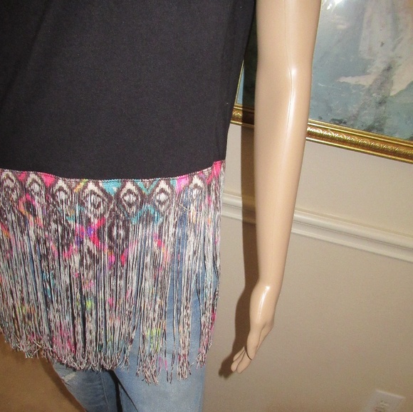 Crop AZTEC Fringe SHIRT - Picture 3 of 5